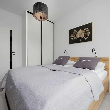 公寓 Nowe Sady Stylish Close To Airport By Renters 罗兹