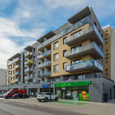 Appartement Nowe Sady Stylish Close To Airport By Renters