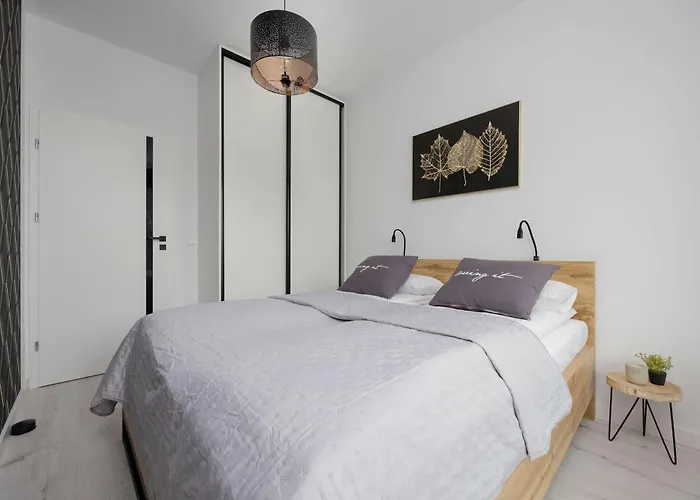 Lejlighed Nowe Sady Stylish Close To Airport By Renters Łódź