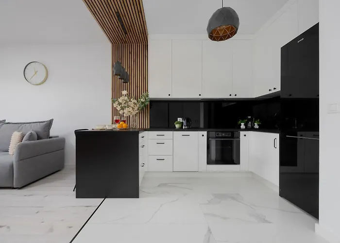 Nowe Sady Stylish Close To Airport By Renters