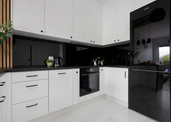 Nowe Sady Stylish Close To Airport By Renters Apartamento